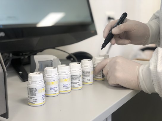 Final quality control of Burgerstein Vitamin D3 2000 IU